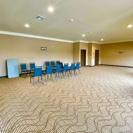 Comfort Inn & Suites Harrah Choctaw Extérieur photo