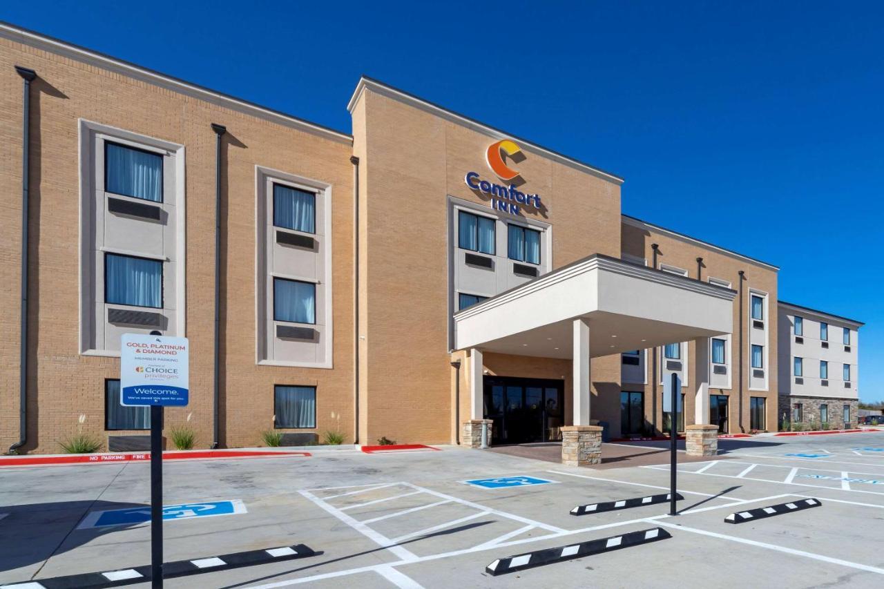 Comfort Inn & Suites Harrah Choctaw Extérieur photo