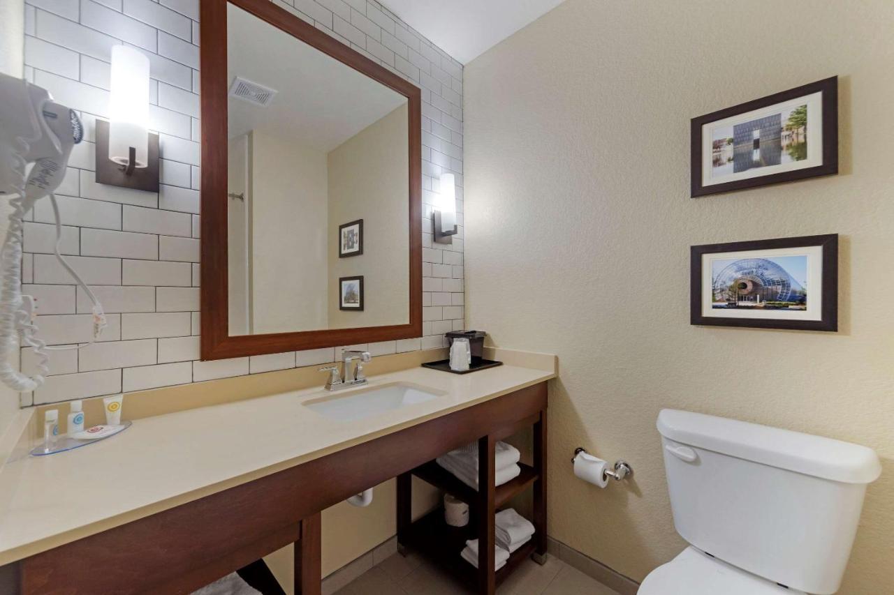 Comfort Inn & Suites Harrah Choctaw Extérieur photo